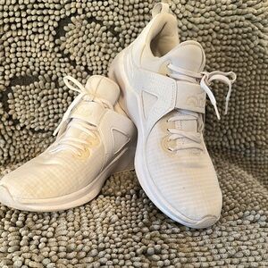 Nike Women's Sneakers in White and Cream